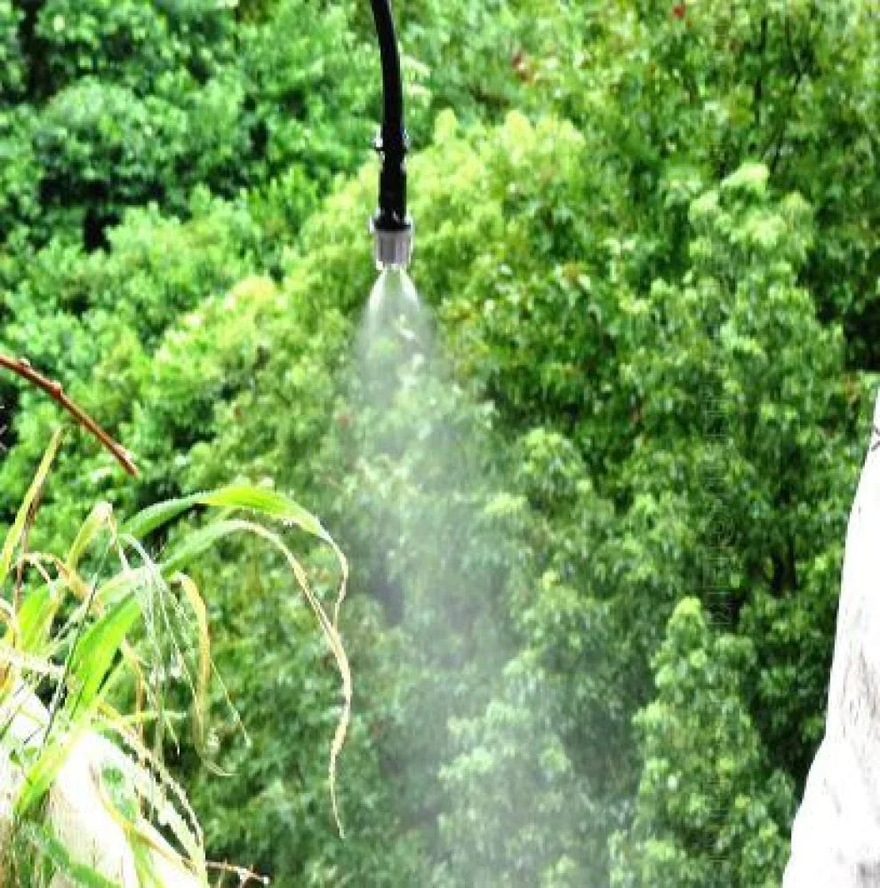 Professional Garden Irrigation System with Automatic Sprayers